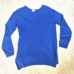 Blue Crew Neck Sweater with Textured Ribbed Design